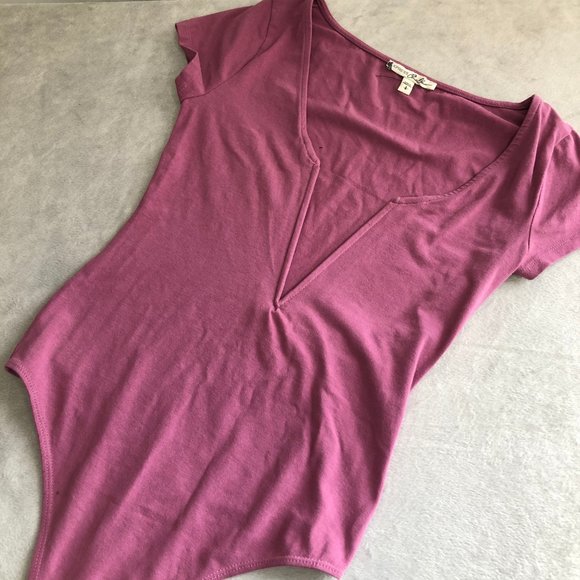 Express Plunge Wire Thong Bodysuit Top - Picture 2 of 10